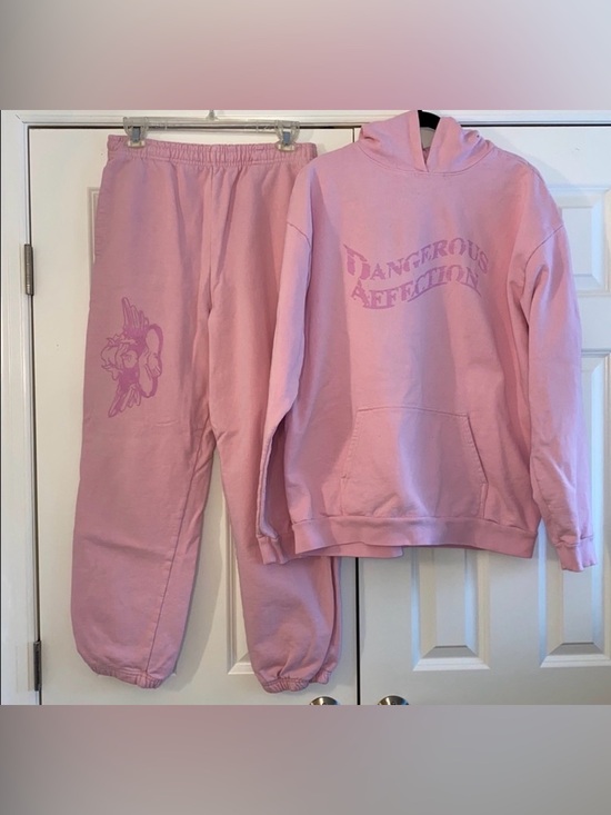 Boys Lie Tops - Boys Lie Pink Hoodie and Sweatpants Set